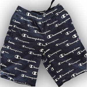 Men’s Champion shorts (in sweatpants material) in navy blue w/ front pockets - S